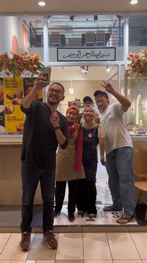 Imran Ajmain on Instagram: "MIRI, SARAWAK — Pernah kerap menikmati @thebrewhousemy satu ketika dulu di KL dan langsung berkawan dengan founder/management team. Kini berjumpa semula di Miri. Thanks Adib for the hospitality! @thebrewcrewcoffeemeetskitchen Saya nak jemput datang ↓ 🎶 Malam Seribu Tahun Miri 📅 13 Feb 2026 (Friday) 📍 Eastwood Valley Golf & Country Club, Miri, Sarawak 🎟️ Buy minimum 2 tickets, get 10% off automatically: 💎 INTAN RM330 → RM297 👑 EMAS RM220 → RM198 🪙 PERAK RM110 → 