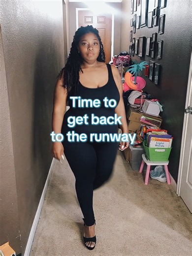 ##model #plussizemodels #runway #practicemakesperfect #mommydaughterduo