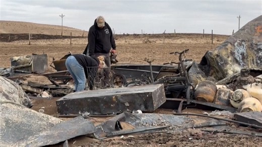 At least 1 dead as Nebraska wildfires scorch nearly 800,000 acres