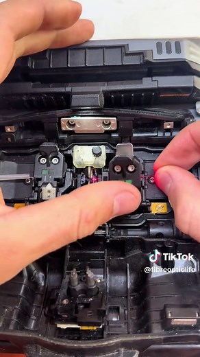 Fiber Optic Splicing Guide: Basic Steps and Tips