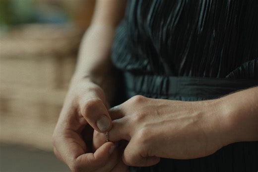 Brett Goldstein and Imogen Poots challenge the notion of a soulmate in All of You. Streaming September 26 on Apple TV #AllOfYou #BrettGoldstein #ImogenPoots #AppleTV #AppleTVPlus | Apple TV