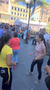 110K views · 1.1K reactions | Festejando el día de padre desde la plaza hijas de tampico con el papi de los teclados 呂 | Koala tampico mx | Facebook