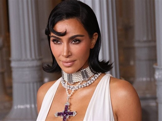 Kim Kardashian shows "new friend": This is what the Tesla robot can do