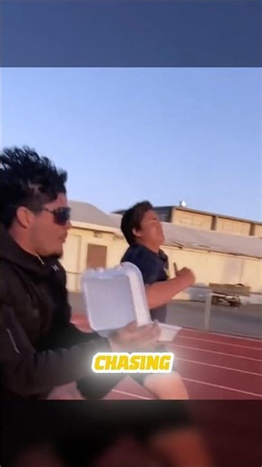 Team Motivation That Made Him Run Faster 🏃🔥 | Powerful Teamwork Moment #running #runner #sports