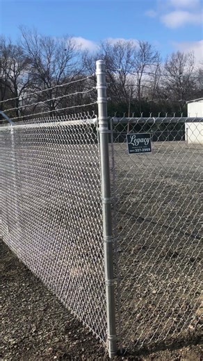 The Importance of Permanent Fence Signs!