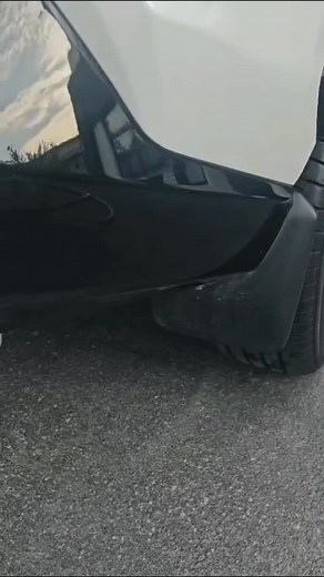  Toyota RAV4 Rear Bumper Bar Repair This RAV4 came in with scratches across its two-tone rear bumper bar — we carefully repaired and colour-matched both sections for a seamless finish. Looks brand new again! DM for a free quote. #jimsscratchanddent #jimsscratchanddentyagoona #jimsscratchanddentsydney #jimsgroup #toyotarav4 #bumperbarrepair #scratchrepair #carrestoration #autobodyrepair #beforeandafter #sydney | Jims Scratch and Dent Yagoona | Facebook