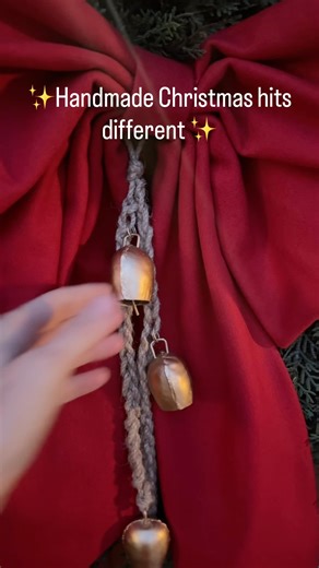 Corinne | Fabric + Sewing + DIY Home on Instagram: "Handmade Christmas just hits different… ❤️ Every year I tell myself I’ll keep it simple, and then somehow I end up sewing giant wool bows for the front porch. 🎀 But honestly? These tiny moments of making are what slow me down and help my home feel a bit more magical. 🎄 These extra-large bows were so easy and instantly made the wreaths feel fun and whimsical. They can be made any size. I used wool. If you want them to stand out like mine, use 