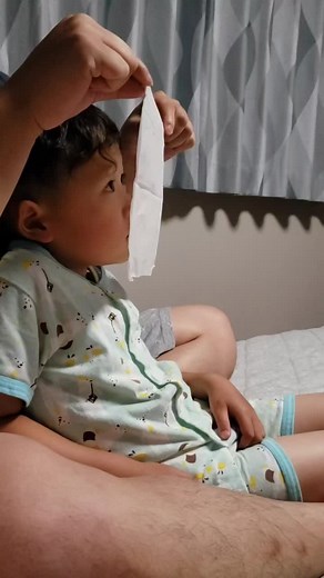 Toddler Bedtime Routine: Cleaning and Comfort