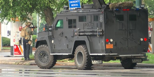 What are Crisis Intervention Teams? How did they de-escalate an armed man with mental health problems?