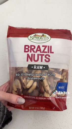 Clear Skin Diet: Foods to Heal Acne, Hormone Imbalance, and Gut Health