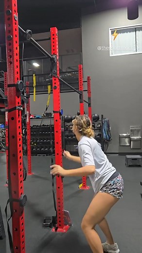 Strap them anywhere. Ladders, boxing dummies, climbing walls, or the heavy bag. Wherever your sport takes you, Sportreact adapts. Thanks for the creative idea, coach @kintsufit | sportreact