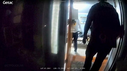🚨 UPDATE - Body Camera Footage From Bridgeport Officer-Involved Shooting 📍 Location: Terry Place, Bridgeport, CT 📅 Date: December 23, 2025 Viewer discretion advised. Video contains police body camera footage showing an officer discharging a firearm. Body-worn camera footage related to the October 5, 2024 officer-involved shooting in Bridgeport is being shared following the Office of the Inspector General’s final report, which found the use of deadly force to be legally justified. 🔹 Key Detai