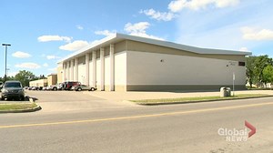 1.8K views | With kids going back to class across Saskatchewan next week, the province has announced its plans to expand testing. Roberta Bell brings us details on drive-thru sites and a voluntary in-school option. READ MORE: https://trib.al/lRhYw7n | Global Regina | Facebook