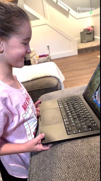 Loving uncle has a super surprise for 6-year-old dancer