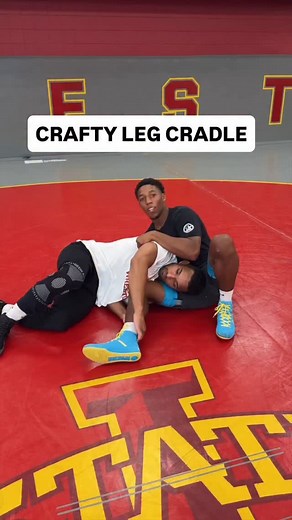 Leg cradle = junk move? 🤔 Sometimes the “wrong” move is the right one when it wins you the match. 👀 Would YOU ever go for a leg cradle? Drop a ✅ or ❌ in the comments! Presented by @athletes.ocean | FloWrestling