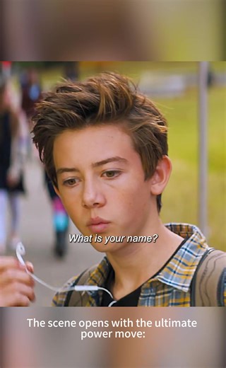 Santa Claus Sightings: Caught on Camera Delivery