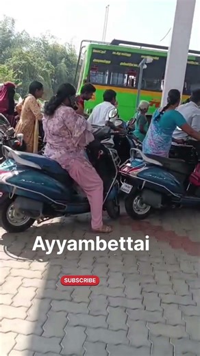 மக்கள் இன்னும் எதற்கெல்லாம் லைனில் நிற்க வேண்டியதிருக்கும் என்று தெரியவில்லை😭#betral #viralvideo