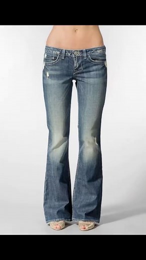 2000s Jeans Fashion: How to Style Iconic Y2K Denim