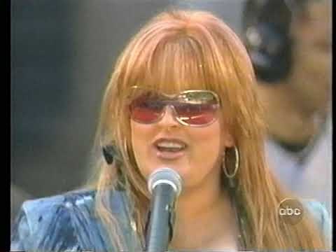 Wynonna Judd sings Elvis | GMA (2002) | Burnin Love + Don't Be Cruel