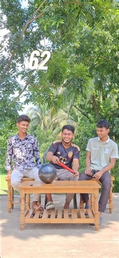 Balloon bursting challenge#viralvideo #funchallenge#challenge