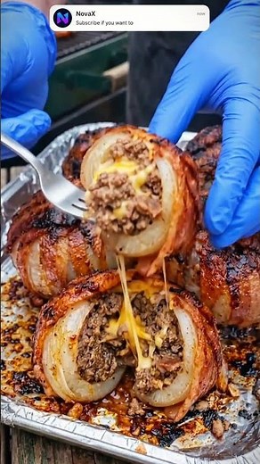Onion Stuffed With Meat🍖