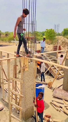 🔨centreing💫lover🔨. . .. . . #centreing #life #posina #construction #beams #steel #instagram #real #virall #viralvideo #followforfollowback #viralreels #followforfollowback #viralreels #guddujadhav #marathilove #goodvibes | Guddu Jadhav