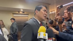 11K views · 92 reactions | BUYAEN | Saan a nainkalintegan nga agikkat iti puesto ni DPWH Secretary Manuel Bonoan iti baet ti kontrobersya ken imbestigasyon iti naanomalya a flood control projects. Segun ken ni Senador Erwin Tulfo, awan parikut iti opisial no di ket nagtaud dagitoy kadagiti opisial iti salinong ti panangidaulona kas kadagiti undersecretary, regional directors, district engineers, ken contractors. #bomboradyovigan #BastaRadyoBOMBO | Bombo Radyo Vigan | Facebook