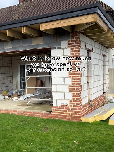 Understanding and Managing Building Costs for Home Extensions