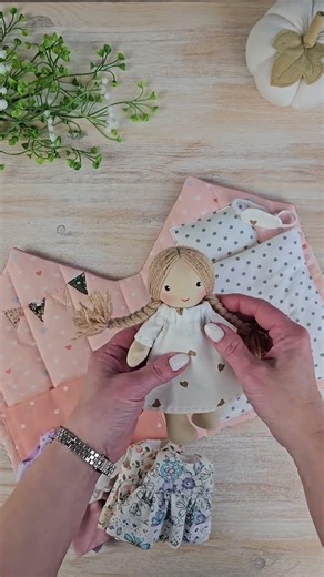 Fabric Dollhouse Sewing | PDF Pattern & Tutorial #diy #pdfpattern #pdfsewingpatterns