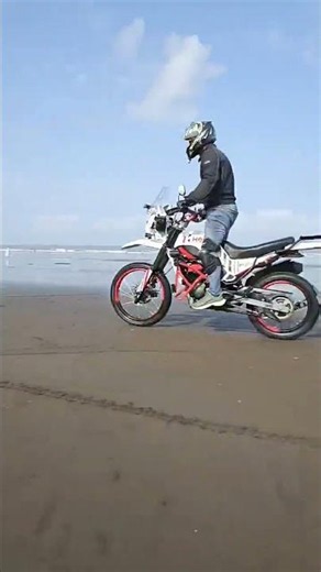 Beach off-road fun with the Xpulse #xpulse200 #offroad #beach