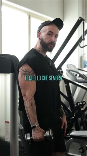 Training your forearms and neck: details that make the difference! 💪 #shorts