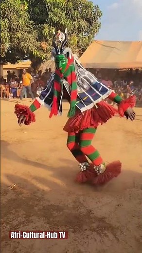 Mesmerizing Zaouli Mask Dance – Africa’s Fastest Footwork Will Leave You Speechless