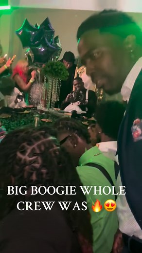 #bigboogie I wish I can rewind last night! which his birthday isn’t until the 4th but it was good to celebrate early with him and his crew🥰🎯 | Christian Wook Simmons