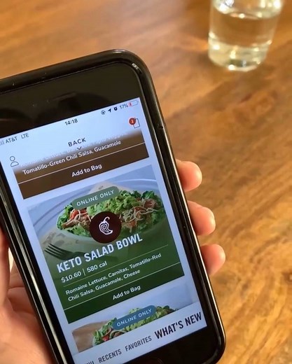Chipotle Mexican Grill has always been one of my favorite go to’s for keto friendly options, and they’ve made it even more official with the new Keto Salad Bowl! It’s especially great when you’re short on time or simply don’t feel like cooking. On busy weeknights, I love the option of having food delivered, and to make things easier, you can now order via the chipotle app or online! #ad bit.ly/LBowl Ingredients: Romaine lettuce, carnitas, hot salsa, cheese and guacamole! (You can also edit the t