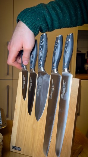 James O’Sullivan on Instagram: "This is how I tackle my Christmas kitchen with the @procookuk Professional X50 Contour Knife Set. Designed to make every kitchen task easier, this collection takes the stress out of Christmas prep and helps me create a truly showstopping festive feast. With a variety of knives to choose from, I always have the right knife for the job at hand - making my prep so much quicker and easier! #procook #ad"