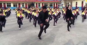 School Principal Breaks Out Epic Dance Moves for Students During Break | FaithPot