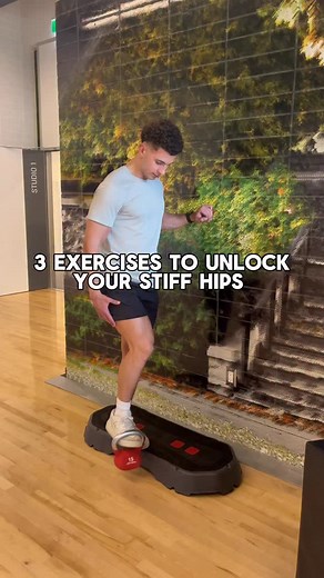 Desk workers dealing with hip pain! If you’re having issues with tight hips here 3 SIMPLE exercises you can incorporate into your routine to experience relief #hippain #tighthips #hippainrelief #hipmobility #physio #physiotherapy #physicaltherapy | Pain Free Health Clinics