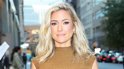 Kristin Cavallari—who shares three kids with ex-husband Jay Cutler—revealed why she'll "never" date another actor. bit.ly/3LArkp0 | E! News
