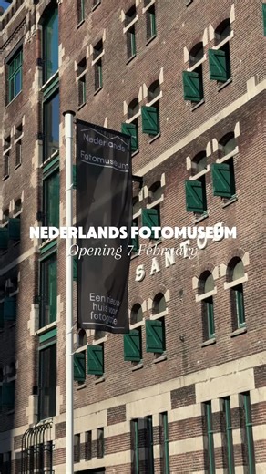 A new home for photography in Rotterdam 📸 The Nederlands Fotomuseum opens in pakhuis Santos, a restored national monument on Katendrecht and sets a new standard for photography museums in Europe. This new state-of-the-art venue brings photography together in many ways. Across nine floors you’ll find extensive exhibition spaces, a photo bookshop and library, an education centre and community areas. The renewed museum also houses a café, a darkroom and a rooftop restaurant with sweeping views of 