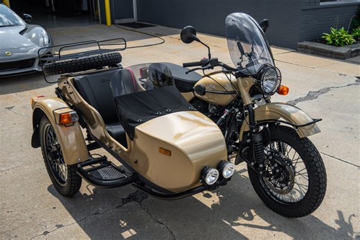 No Reserve: 320-Mile 2019 Ural Gear Up 2WD