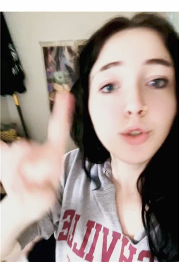 Becky (@miss_becky23)’s videos with original sound - 𝐀𝐑𝐈 †
