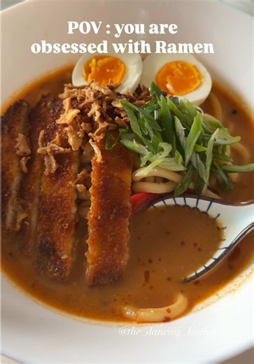 GOCHUJANG RAMEN Down with flu and all I want is a warm, spicy bowl of soup. So I made this gochujang, peanut butter creamy ramen soup with udon noodles for lunch today. Ramen has become my ultimate comfort food. I’ve been testing out different kinds of ramen dishes recently and this is my first time making ramen broth with gochujang, peanut butter and coconut milk. I can’t wait to make this again. Hopefully when I’m feeling better. All you need is -oil -chopped white onion (leave the green part 