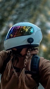 18K views · 111 reactions | Innovative twist controller, ultra-thin speakers that pack a punch and deliver crystal-clear sound, built-in mic for Siri and phone calls, 90-second setup... the list goes on... from its sleek design to amazing sound, there is a lot to be stoked about. | Syphon | Facebook