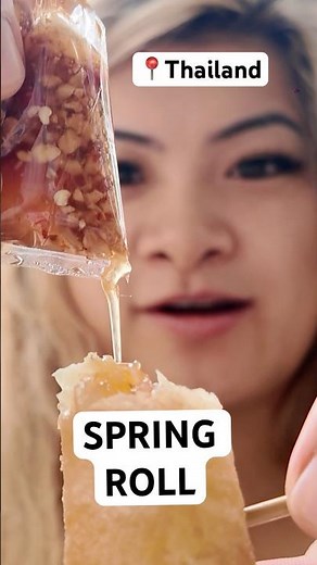 Thai Spring Rolls with spicy peanut sauce, Street Foods Bangkok, Thailand #springroll #springrolls