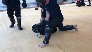 Der Sergeant kommt im Juni aus LA zum Krav Maga Institut um 2 Kravolution Seminare abzuhalten. Wenn ihr Interesse an "Self-Defense meets MMA" Seminaren im Juni in eurer Stadt habt, schreibt mir eine PN. #selfdefense #mma #polizistensohn PAFFEN SPORT BOXING #teamPSboxing #paffensport | Nick Hein