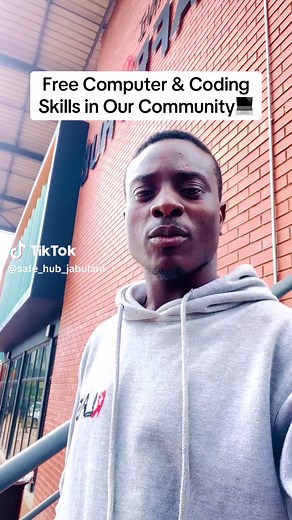 Free Digital Skills Programs in Soweto Community