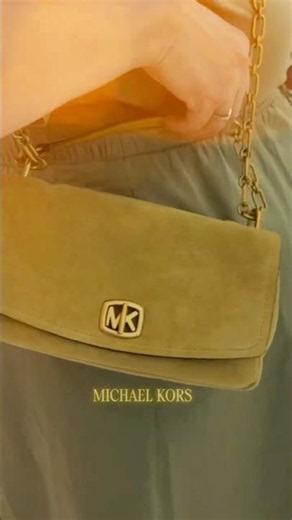 Meet The Bryant | Michael Kors’ Newly Reimagined Fall Bag #MichaelKors #bags #Chartreuse #fashion