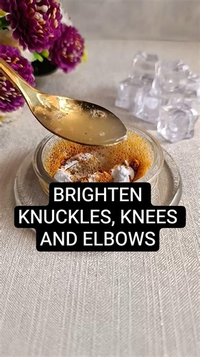 How to make turmeric brightening mask to exfoliate and fade dark knuckles, knees and elbows.