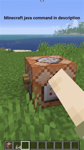 Command:tellraw @a {"text":"Herobrine joined the game"."color"."yellow"}