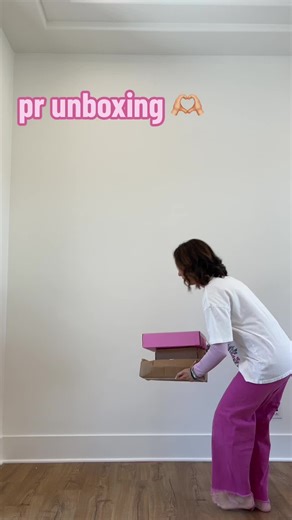 🫶🏼🫶🏼🫶🏼 so grateful #ediktedhaul #haul #hauls #pr #prhaul #unboxing #tryon #tryonhaul #ootd #ootds #grwm #grwms #asmr #asmrunboxing #preppy #preppyootd #microinfluencer #preppyunboxing #preppyhaul #shop #shopping #clothing #clothinghaul #hoodie #hoodieseason #hoodieaddict #hoodieaddiction #hoodueaddicts #aelfriceden #jewlery #jewleryhaul #smallbusiness #smallbusinesstiktok #smallbusinesshaul #bracelets #braceletbusiness